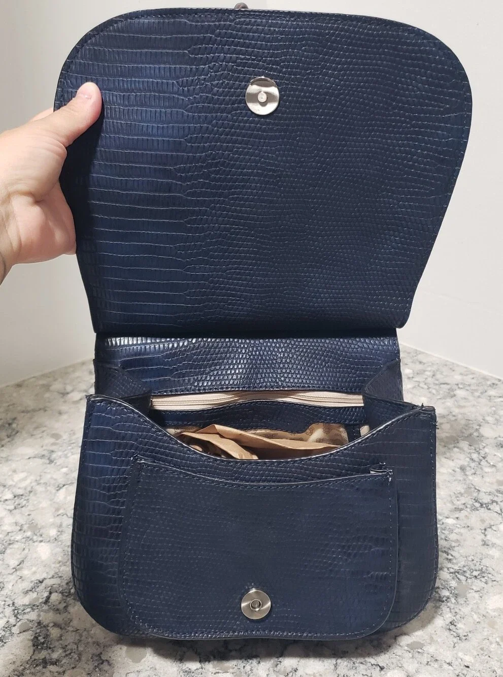 EUC Simply Noelle Navy Textured Snakeskin Crossbody Bag - Picture 8 of 17